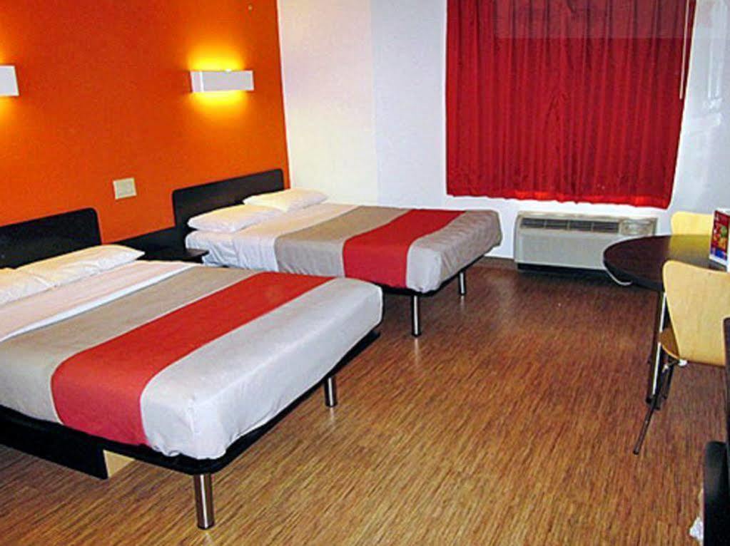 Motel 6-Plano, Tx - West - Frisco Buitenkant foto